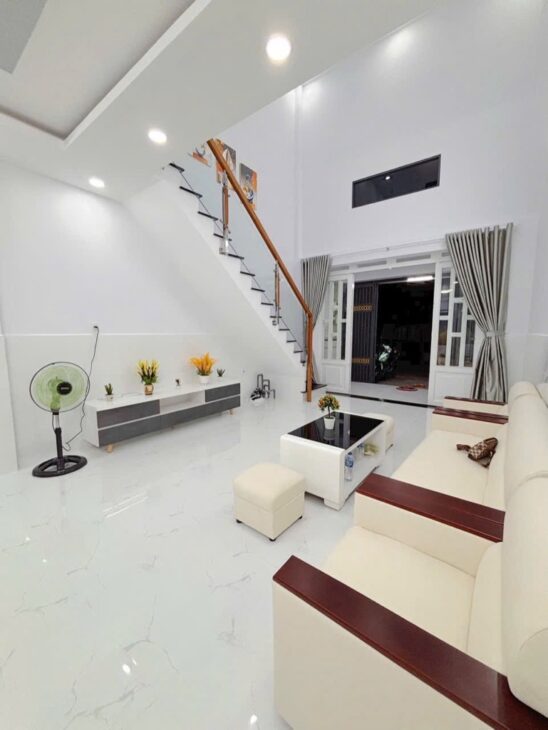 NHÀ 2 TẦNG – LÔ GÓC – 68M2 – HẺM XE HƠI – AEON BÌNH TÂN – Ở NGAY