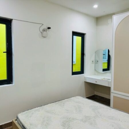 ♥ Nhà Kiệt Thẳng 50m ra Trần Quốc Toàn, 2 tầng xinh đẹp, tiện ích, ở ngay, 2.x tỷ