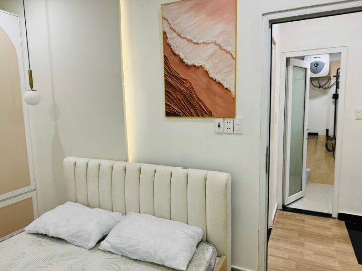 ♥ Nhà Kiệt Thẳng 50m ra Trần Quốc Toàn, 2 tầng xinh đẹp, tiện ích, ở ngay, 2.x tỷ