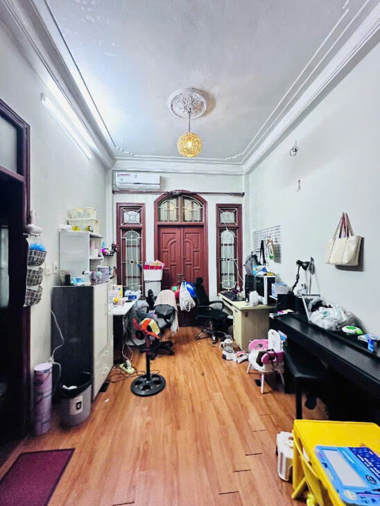 BÁN NHÀ TRẦN QUỐC VƯỢNG, CẦU GIẤY 40M 5 TẦNG GIÁ 7.2 TỶ