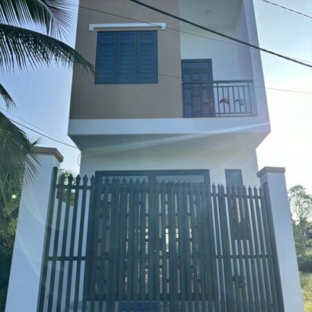 Chủ kẹt tiền cần bán gấp đất Trần Thị Thơm full thổ cư tp.Mỹ Tho 110m2 (5×23)m