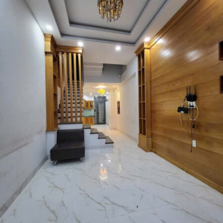 Cho thuê nhà thiết kế hiện đại Phường Vĩnh Hải, Đường Oto Thông