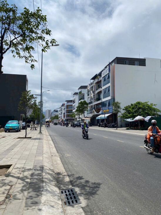 CHO THUÊ NHÀ 5 TẦNG MẶT TIỀN ĐƯỜNG THÍCH QUẢNG ĐỨC (SỐ 4) , P. PHƯỚC HẢI. TP NHA TRANG