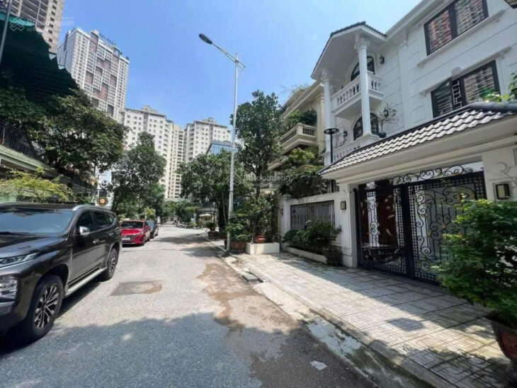 Bán gấp biệt thự Huỳnh Thúc Kháng, đẳng cấp thượng lưu 80m thang máy mặt tiền 6m