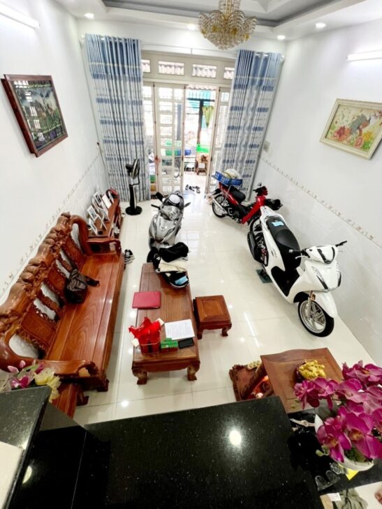 BÁN NHÀ HOÀNG HOA THÁM – B THẠNH – 6M X 15M – 3 TẦNG HẺM Ô TÔ NHỈNH 8 TỶ
