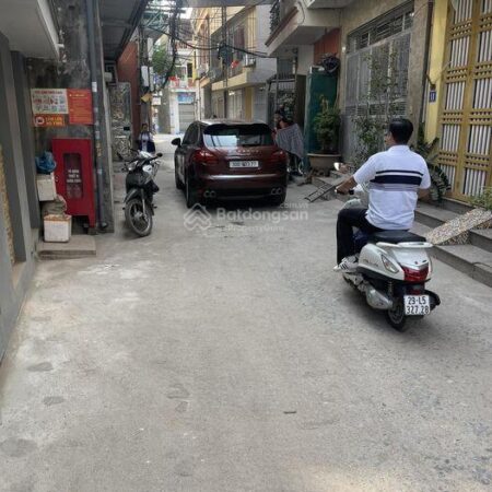 Bán nhà phố Bùi Xương Trạch Thanh Xuân 34m2x6T, ngõ ô tô tránh nhau sân thoáng, nhà mới, giá 8.45tỷ