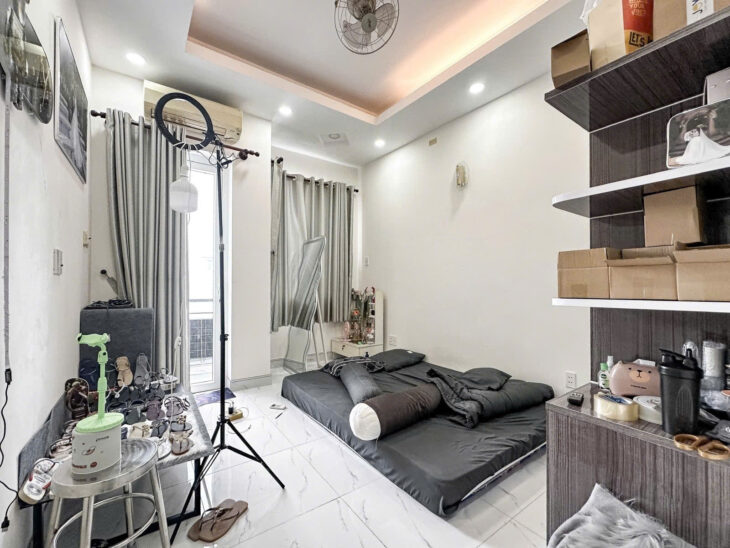 Chỉ 4.58 TỶ TL! 3Tầng/3pn HẺM Ô TÔ– GẦN CÔNG VIÊN LÀNG HOA- Gò Vấp!