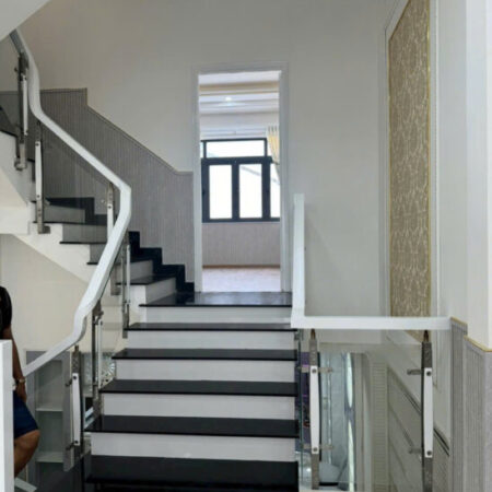 Chỉ 5.6 TỶ TL! 72M², 4 Tầng /3pn, HẺM Ô TÔ, Quang Trung Gò Vấp! Chỉ 5.6 TỶ TL! 72M², 4 Tầng /3pn, HẺM Ô TÔ, Quang Trung Gò Vấp!