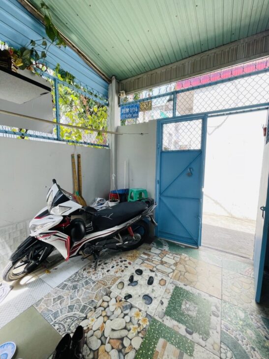 Bán nhà CN đất 60m2, Hẻm xe hơi 5m Đường Hoàng Xuân Hoành, Q. Tân Phú