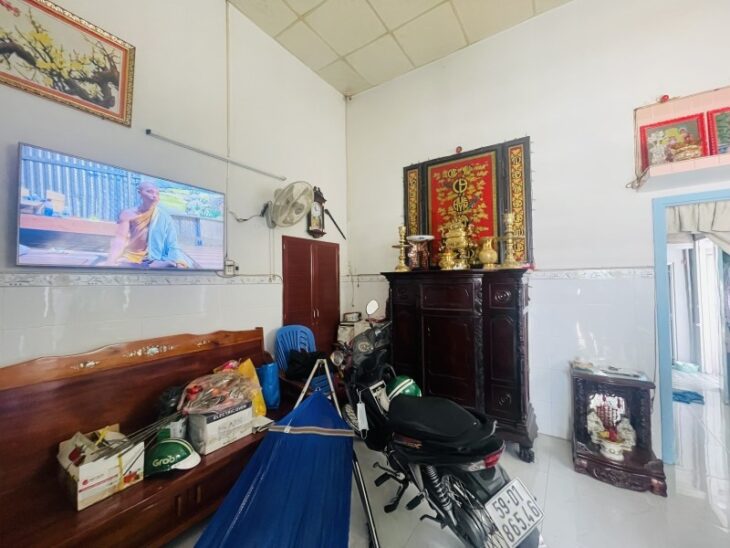 Bán nhà CN đất 60m2, Hẻm xe hơi 5m Đường Hoàng Xuân Hoành, Q. Tân Phú