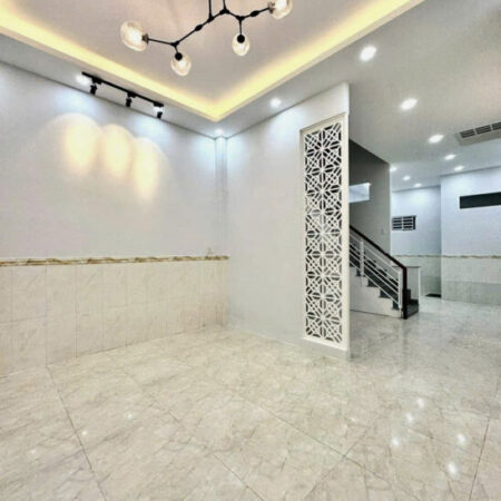 Bán nhà quận 10, đường Tô Hiến Thành, 50m2, hẻm 4m, 4 tầng, 11.5 tỷ