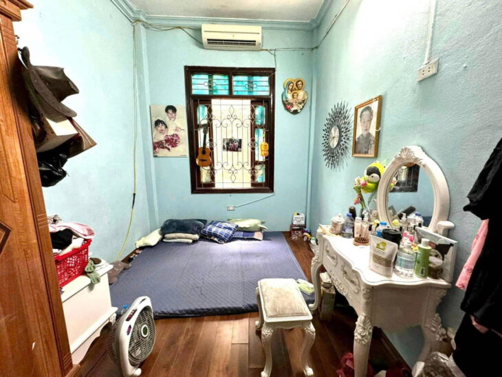Bán nhà trung tâm Đống Đa, 32m2, 4 tầng, MT5.5m, Giá 6.5 tỷ.