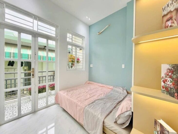 Bán nhà Đẹp Nguyễn Văn Nghi Gần Trung Tâm Vincom, Công Viên Nhỉnh 3 Tỉ