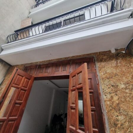 Bán Nhà: Phố Tựu Liệt, 55m6, 6 tầng, thang máy, 1 bước ra phố. Hơn 8 tỷ