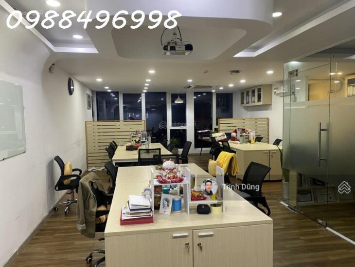 Văn Phòng View Sông 75m² – Bến Vân Đồn, Giá tốt nhất khu vực
