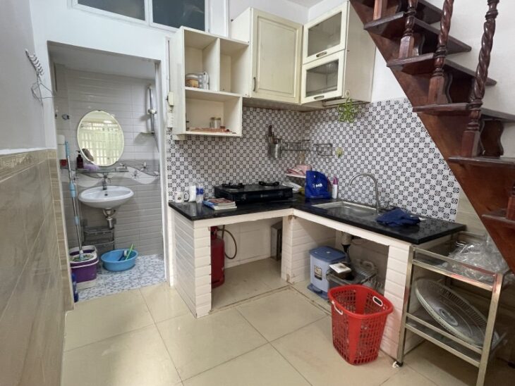 Bán Nhà Bùi Đình Túy 30m2, 3 Tầng 2 P.Ngủ Chỉ Nhỉnh 3 Tỉ