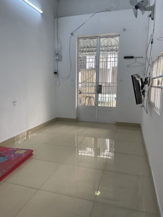 Bán Nhà Bùi Đình Túy 30m2, 3 Tầng 2 P.Ngủ Chỉ Nhỉnh 3 Tỉ