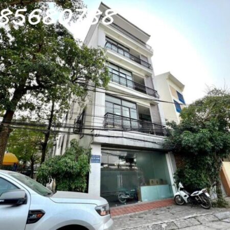 Bán nhà 5 tầng mặt phố An Dương Vương Phú Thượng Tây Hồ 130m2 mặt tiền 6,5m giá 32 tỷ