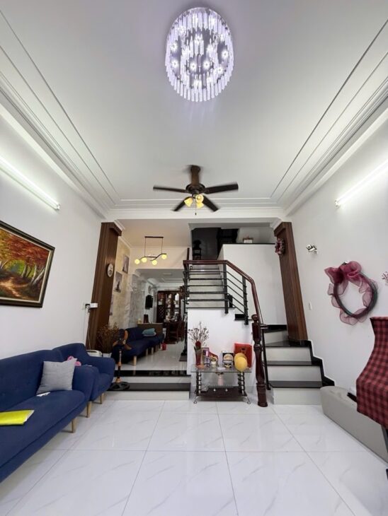 SÁT MẶT TIỀN KHUÔNG VIỆT – 4 TẦNG BTCT – 55 M² – CHỈ 6,X TỶ