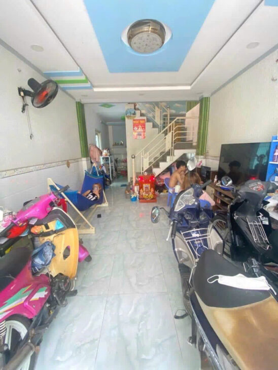 NHÀ LÔ GÓC – 2 MẶT TIỀN THOÁNG – HẺM XE TẢI – KÊNH TÂN HÓA – CHỈ 5 TỶ