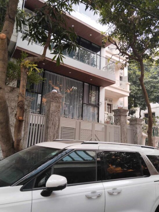 BÁN NHÀ PHỐ HOÀNG NGÂN, CẦU GIẤY 130M2, 6 TẦNG PHÂN LÔ – VỈA HÈ – THANG MÁY – KINH DOANH CHỈ 70 TỈ