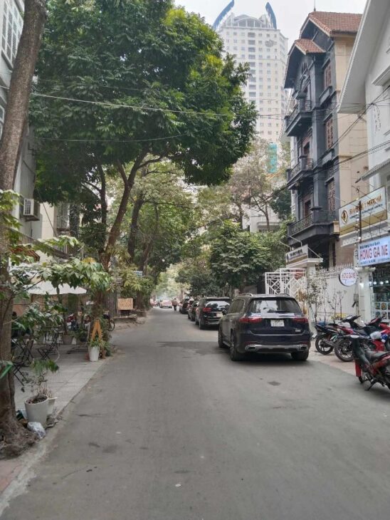 BÁN NHÀ PHỐ HOÀNG NGÂN, CẦU GIẤY 130M2, 6 TẦNG PHÂN LÔ – VỈA HÈ – THANG MÁY – KINH DOANH CHỈ 70 TỈ