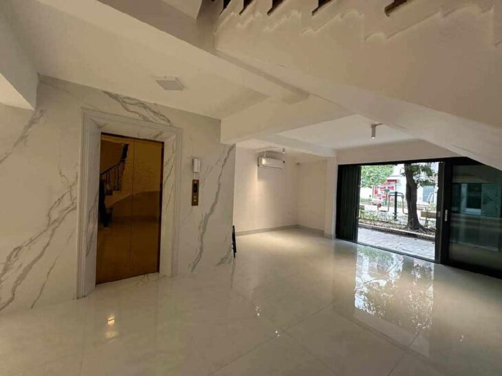 BÁN NHÀ PHỐ HOÀNG NGÂN, CẦU GIẤY 130M2, 6 TẦNG PHÂN LÔ – VỈA HÈ – THANG MÁY – KINH DOANH CHỈ 70 TỈ