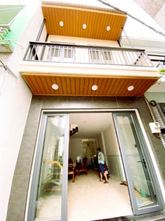NHÀ ĐẸP 2 TẦNG – 38M2 – HẺM Ô TÔ ĐỔ CỬA – BÌNH LONG, LÊ THÚC HOẠCH – NHỈNH 3 TỶ