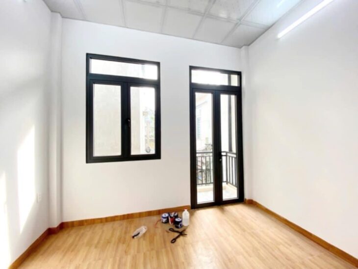 NHÀ ĐẸP 2 TẦNG – 38M2 – HẺM Ô TÔ ĐỔ CỬA – BÌNH LONG, LÊ THÚC HOẠCH – NHỈNH 3 TỶ
