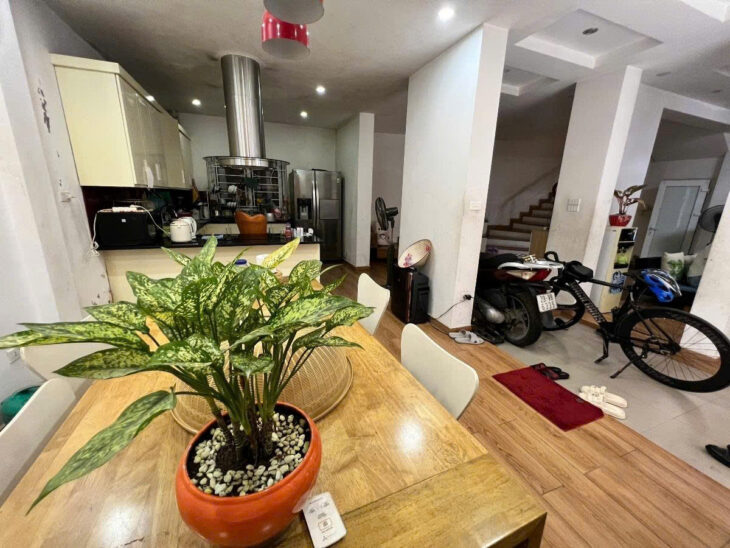 NGUYỄN PHÚC LAI – HOÀNG CẦU – ĐỐNG ĐA – Ô TÔ 7 CHỖ – 74M2 – 4 TẦNG – HƠN 20 TỶ