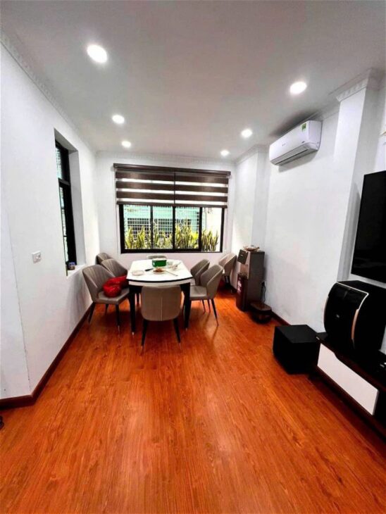 MẶT NGÕ Ô TÔ TRÁNH – TRẦN QUANG DIỆU – VỈA HÈ – KINH DOANH – HƠN 25 TỶ