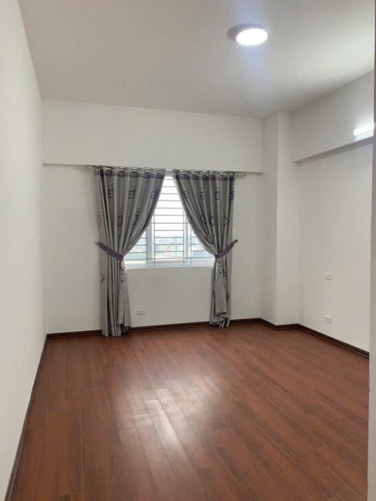Bán Nhà Trần Thái Tông, Cầu Giấy – 5 Tầng, Mặt Tiền Gần 7m, 7.95 Tỷ, Ngõ Ba Gác Đua