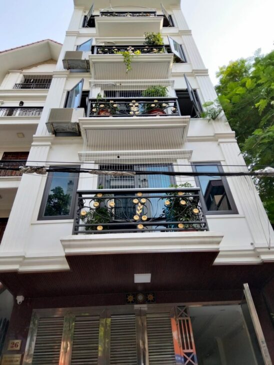 Cần bán nhà phân lô 4 tầng 65m mt 5m phố HOÀNG NGỌC PHÁCH – Đống Đa