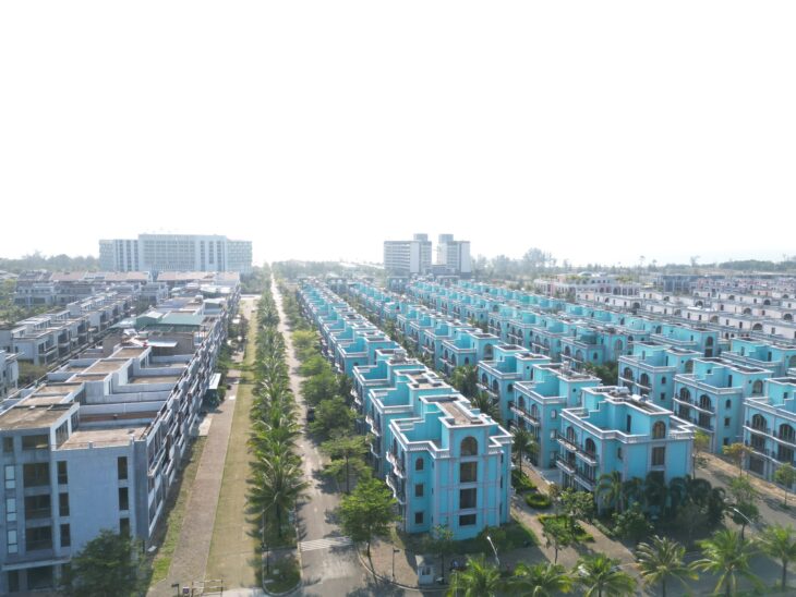 Bán nhà phố sonasea villas and resort , 550m2, 40 tỷ, thiết kế 40 phòng nằm trên trục đường vào 24m