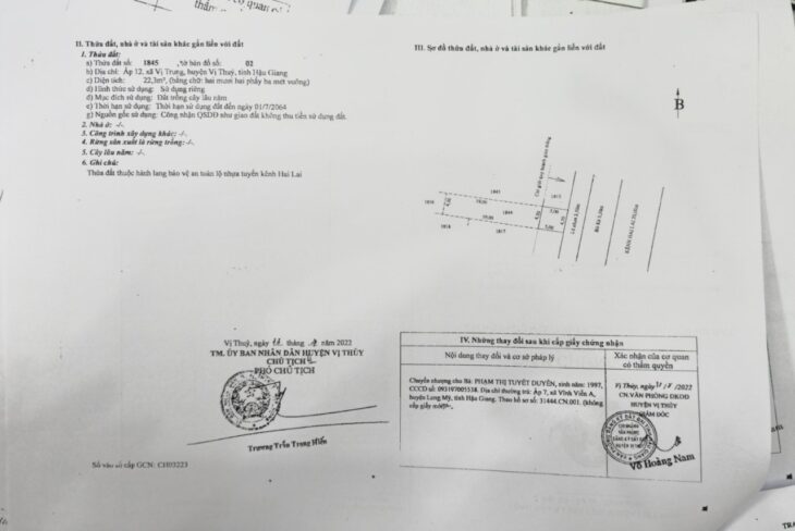 Cần bán gấp nhà và nhà tại chợ Vị Trung, huyện Vị Thuỷ, tỉnh Hậu Giang (có 83m thổ cư). Giá: 1tỷ