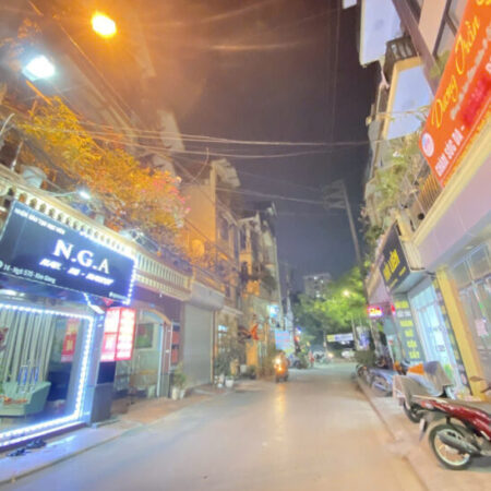 BÁN NHÀ KIM GIANG- THANH TRÌ, 56 M2, 5 TẦNG, MT 4,6 M, GIÁ 11,2 TỶ.