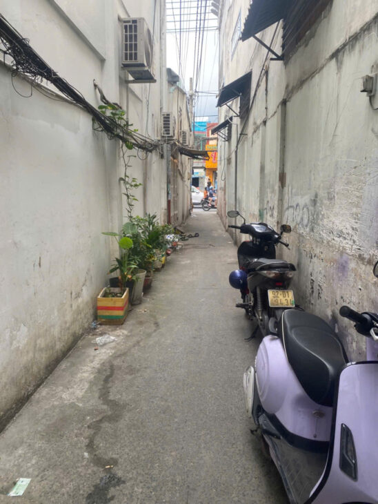 HOT CHỈ 4.4 TỶ -[P5Q8] – diện tích 70M2 (5.9 x 13m)-LIÊN TỈNH 5