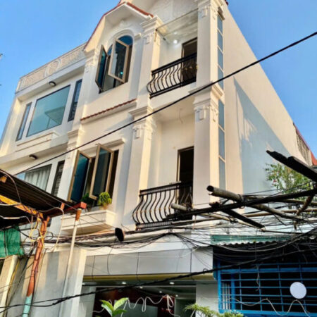 NHÀ ĐỘC LẬP TRẠI LẺ 3 TẦNG VINA NGAY AEON