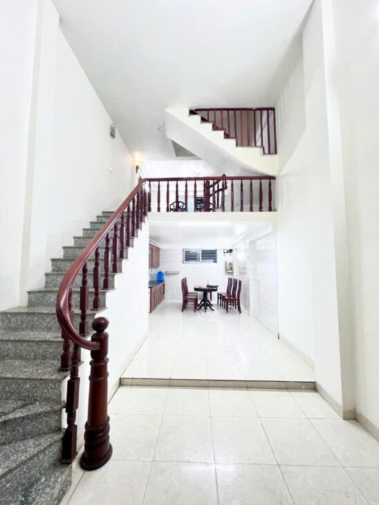 NHƯỢNG LẠI NHÀ CHÙA BỘC! LÔ GÓC 2 THOÁNG-FULL NỘI THẤT- KHỦNG DT47,6M x4TẦNG, GIÁ NHỈNH 9TỶ