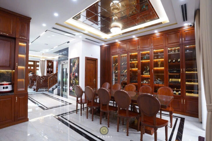 Mặt phố Linh Lang – kinh doanh – vỉa hè – 76m chỉ 28 tỷ