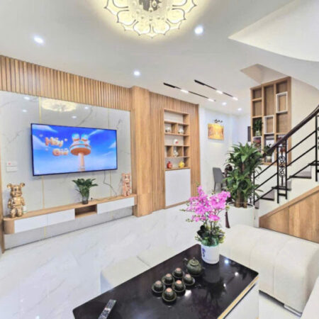 Nhà riêng 5 tầng, 68m2 đường Tam Trinh – Hai Bà Trưng, ô tô đỗ cửa