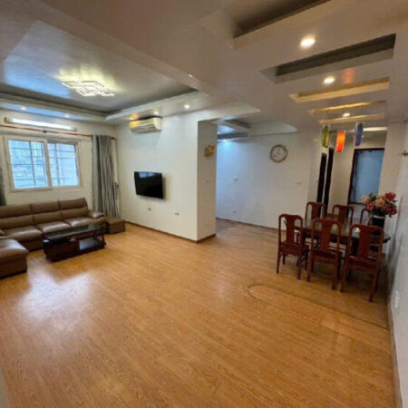 Bán gấp căn hộ 3PN, 2WC, 110m2 tại Mỹ Đình 1