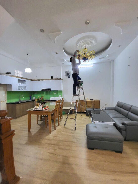 ????HOÀNG MAI, SIÊU HIẾM -73M 5 TẦNG CHỈ 8,5 TY NHỈNH 100TR/M2 NHÀ FULL NỘI THẤT – MẶT NGÕ CÁCH Ô TÔ