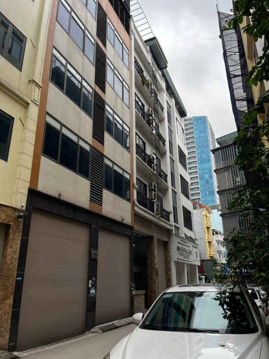 Chính chủ bán nhà Hoàng Quốc Việt – phân lô ô tô – 65m chỉ 18 tỷ