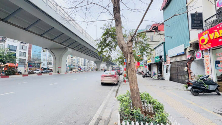 Bán Nhà Mặt Phố Minh Khai 30m 2 Tầng Vỉa Hè Đá Bóng Quy Hoạch Ổn Định