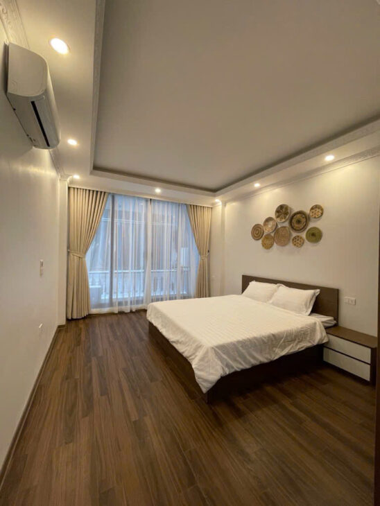 TRUNG TÂM BA ĐÌNH- VĂN CAO – 2 THOÁNG – 6T THANG MÁY – GẦN OTO- NHÀ ĐẸP Ở LUÔN – SỔ NỞ HẬU