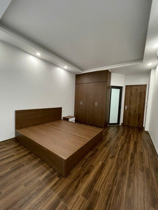TRUNG TÂM BA ĐÌNH- VĂN CAO – 2 THOÁNG – 6T THANG MÁY – GẦN OTO- NHÀ ĐẸP Ở LUÔN – SỔ NỞ HẬU