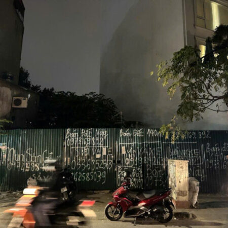 Đất Trung Kính – DT 140m2 – MT 9m – ô tô – nở hậu – Mặt phố – Giá 64 tỷ