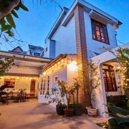 CHO THUÊ VILLA 5 PHÒNG NGỦ ĐƯỜNG MA TRANG SƠN PHƯỜNG 5 ĐÀ LẠT CHỈ 23 TRIỆU/ THÁNG