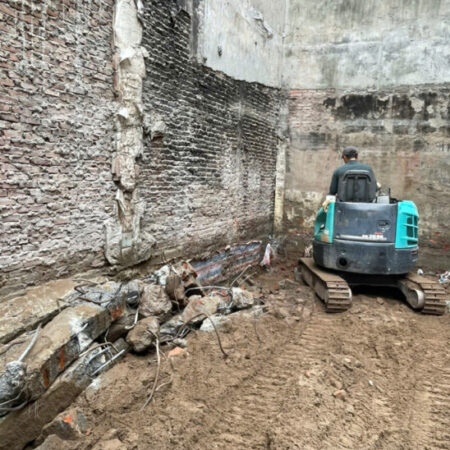 BÁN mảnh đất vàng đường MINH KHAI, 160m, giá chỉ 140 triệu/m, thích hợp xây ccmn